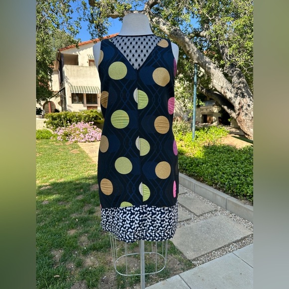 Maeve Dresses & Skirts - Maeve/Anthropology "Tilde" embroidered metallic shift dress - size L